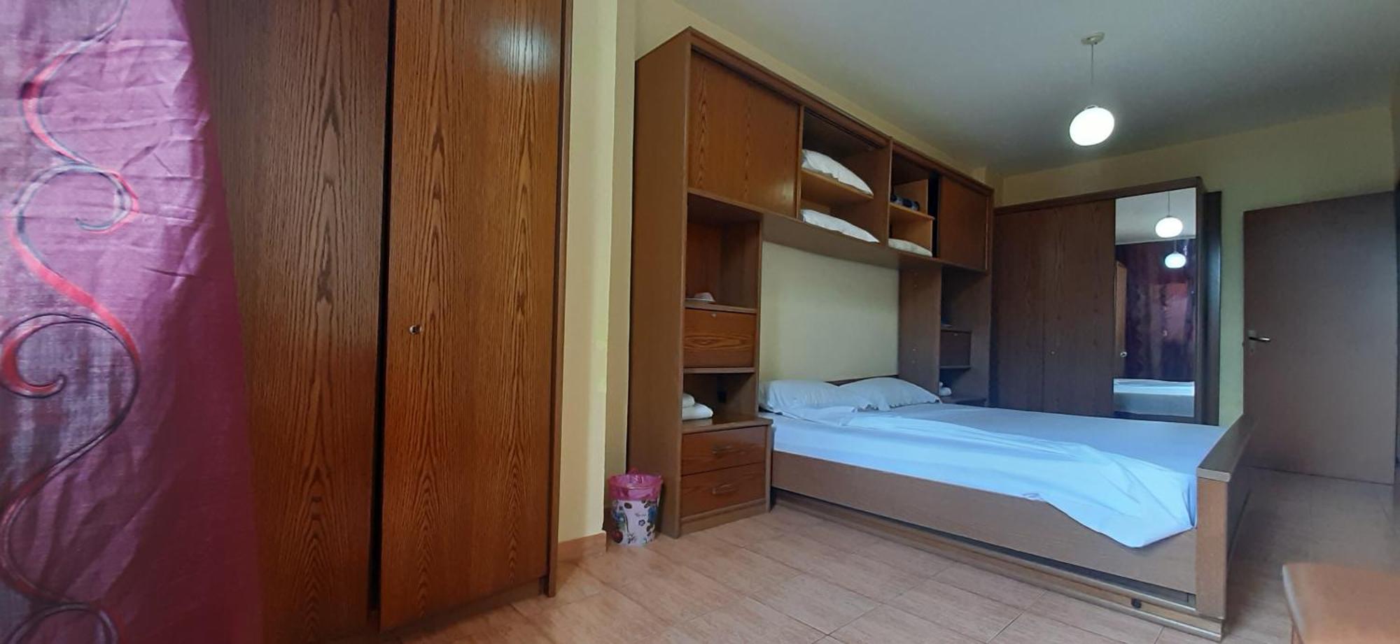 Enki'S Guesthouse Tirana Exterior photo